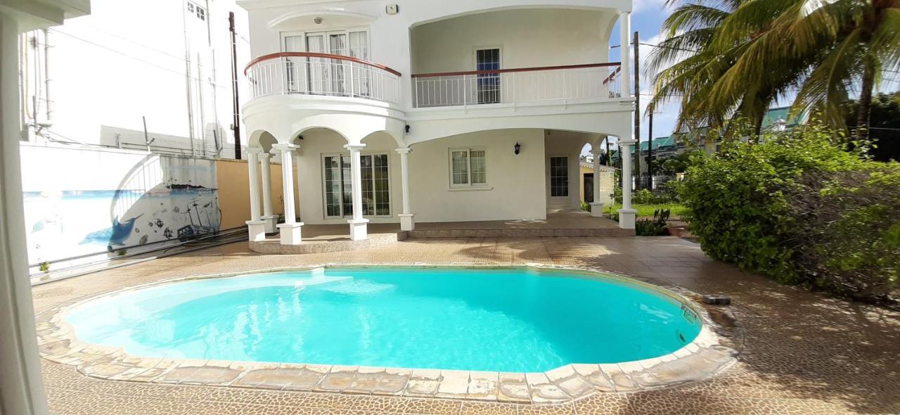 Villa Le Mirage A 150M De La Plage Flic en Flac Exterior photo